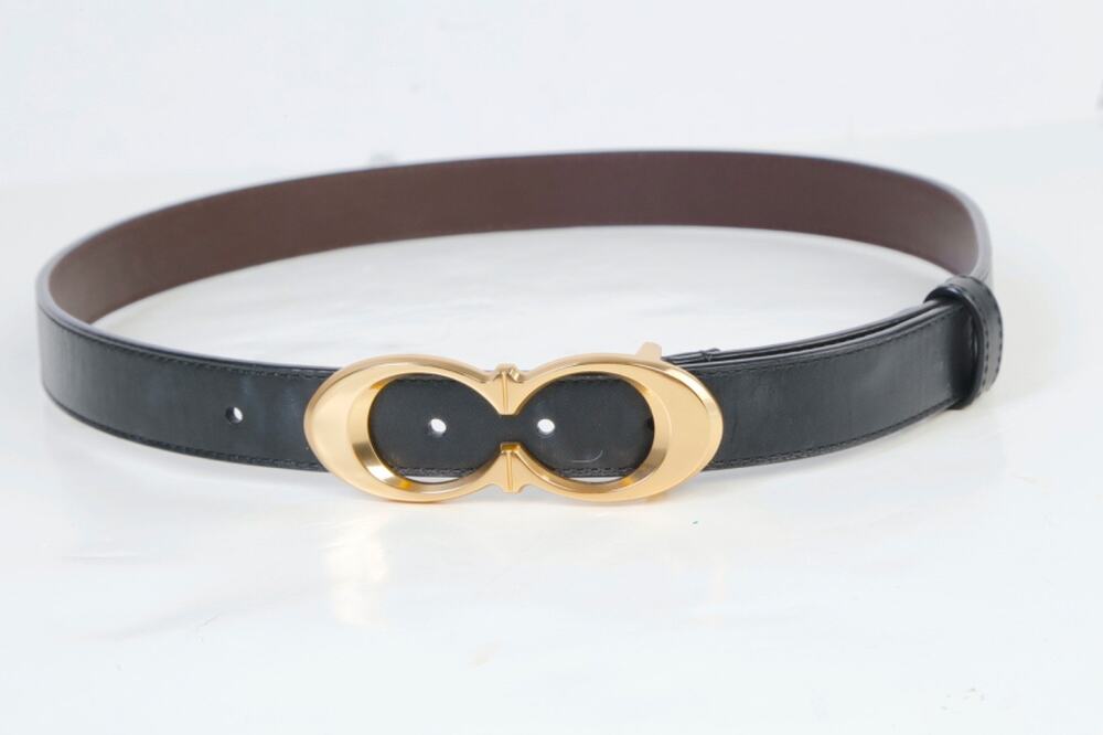 Coach Belt Size S Black Leather Gold Double C Signature Buckle Skinny Slim